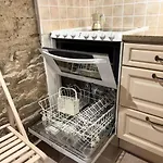 Cozy & Unique Stay In Old Town